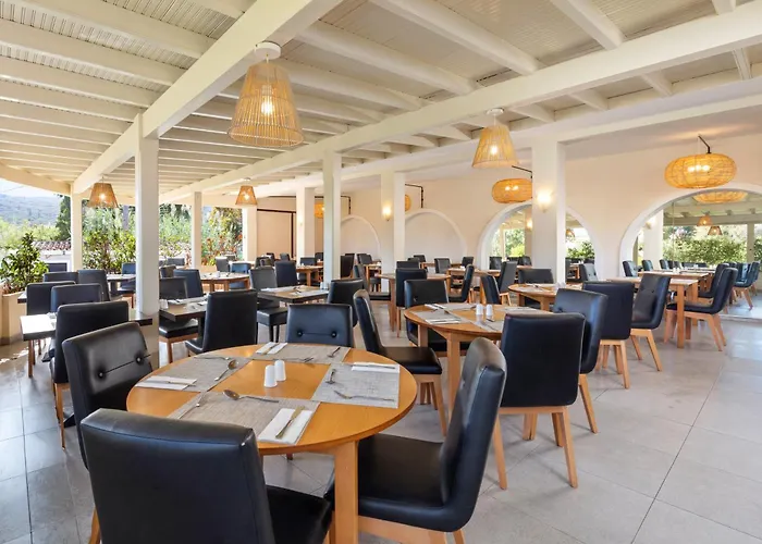 Wyndham Corfu Acharavi 4*