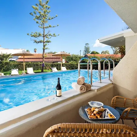 Отель Wyndham Corfu Acharavi Litheres